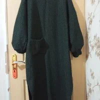 لباس و پالتو|لباس|میانه, |دیوار