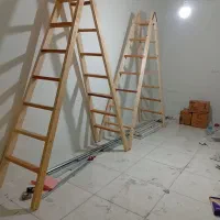 نردبان چوبی