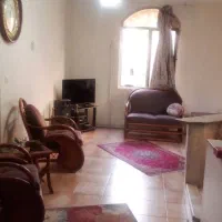 ۶۰ متر  دو خواب  خوش نقشه سالن پرده خور   طلا