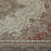 یک فرش ۱۲متری طرح برجسته