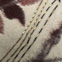 گردنبند طلایی و مشکی طلایی