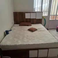 تخت دو نفره