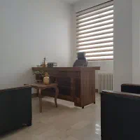 یک-اتاق-از-دفتر-وکالت-صرفا-جهت-استفاده-وکیل