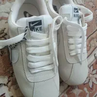 کتونی نیک خارجی نونو سایز 39جنس اصلی|کیف، کفش، کمربند|خرم‌آباد, |دیوار