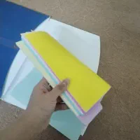 تعدادی کلربوک کاغذ رنگی کاغذ A5 و کاور|لوازم التحریر|اصفهان, خانه اصفهان|دیوار