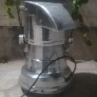 آبمیوه گیری صنعتی کاملا نو|آبمیوه‌گیر و آب‌مرکبات‌گیر|اصفهان, پوریای ولی|دیوار