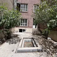 135-متر-کلنگی-دربستی-حیاط-دار-بازسازی-شده