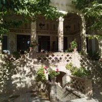باغ-ویلا-استخر-دار-شاندیز