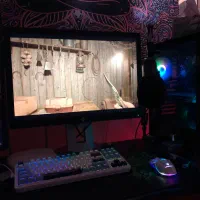 کیس گیمینگ با مانیتور