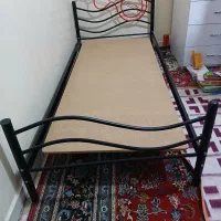 تخت یک نفره