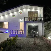 ویلاباغ نیم پیلوت ۲۳۰m استخر دار به قیمت و ارزنده