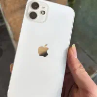 گوشی ایفون ۱۲ سفید