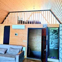 هتل ارتمیاکلبه سویسی آف امشب۱/۶۰۰|اجارهٔ کوتاهمدت آپارتمان و سوئیت|رضوانشهر, |دیوار