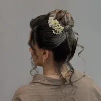 سالن لیانا میکاپ و شنیون ۷۵۰|خدمات آرایشگری و زیبایی|فلاورجان, |دیوار