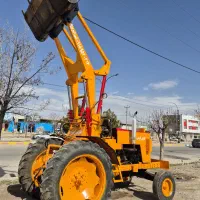 تراکتور بیل عقب