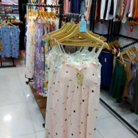 استخدام همکار خانم در فروشگاه لباس زنانه