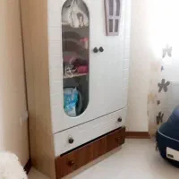 تخت و کمد بچه