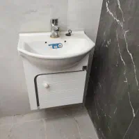 روشویی کابینتی دیواری سالم و تمیز