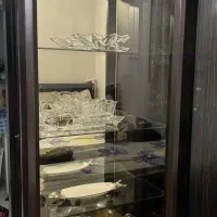 ویترین،  بوفه تمیز و چوب محکم