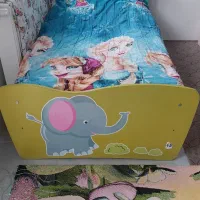 تخت کودک و نوجوان
