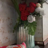 گل و گلدان