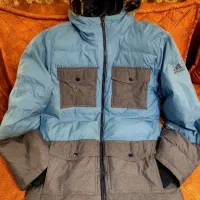 کاپشن مردانه هودی شلوارجین پالتو نیم بوت کفش کتونی