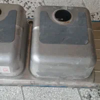 سینک و هود تمیز