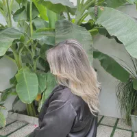 نیازمند مدل برای رنگ و لایت|خدمات آرایشگری و زیبایی|قائمشهر, |دیوار