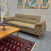 نیازمند نیروی کار وسط کار مبل