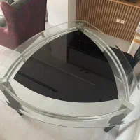 فرش درحد نو و میز شیشه ای فوری|فرش|قشم, |دیوار