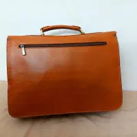 کیف دانشجویی و اداری چرم طبیعی|کیف، کفش، کمربند|اراک, |دیوار
