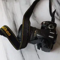 دوربین nikon ۳۲۰۰d با لنز 18-135 کاملا سالم|دوربین عکاسی و فیلم‌برداری|ری, دولت‌آباد|دیوار