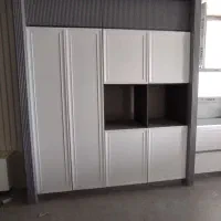 کارگر ماهر و نیمه ماهر رنگ کار چوب
