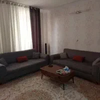 به یک هم خونه خانم