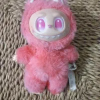 عروسک لبوبو صورتی