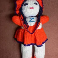 عروسک دستبافت