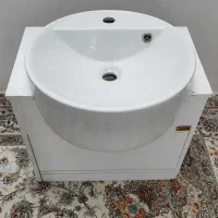 روشویی کابینتی با آیینه