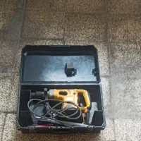 هیلتی.پیکور.دیوالت