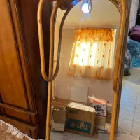 سرویس خواب|تخت و سرویس خواب|صدرا-فارس, فاز ۱|دیوار