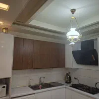 آپارتمان دو خوابه جنوبی تمیز و نورگیر