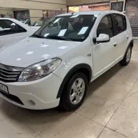 ساندرو اتومات مدل ۱۳۹۶