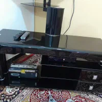 میز زیر تلویزیون