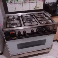 یک عدد گازپنج شعله فر دار صفحه استیل باجوجه گردان|اجاق گاز و لوازم برقی پخت‌وپز|تهران, آبشار|دیوار