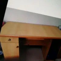 میز تحریر یاکامپیوتر|میز تحریر و کامپیوتر|اندیشه, اندیشه فاز ۴|دیوار