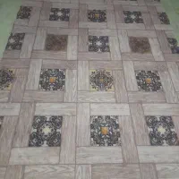 مقداری موکت درحدنو وتمیز شسته شده