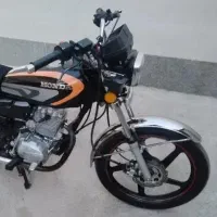 موتور سیکلت پیشرو ۲۰۰ سی سی  مدل ۹۹ در باغملک