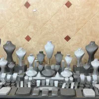 ویترین طلا/ دکور طلا/مانکن طلا/ استند/کار اماده