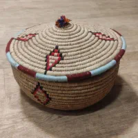 سبد حصیری دستبافت