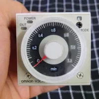 یک عدد تایمر 8پایه مدل omron اصلی