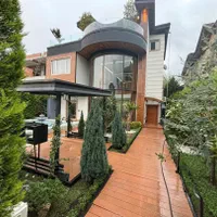 اجاره عمارت روف گاردن رویان بااستخر روباز (کد 430)|اجارهٔ کوتاه‌مدت ویلا و باغ|رویان, |دیوار